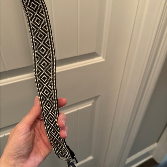 Sparkle cross body strap - Picture 10 of 12